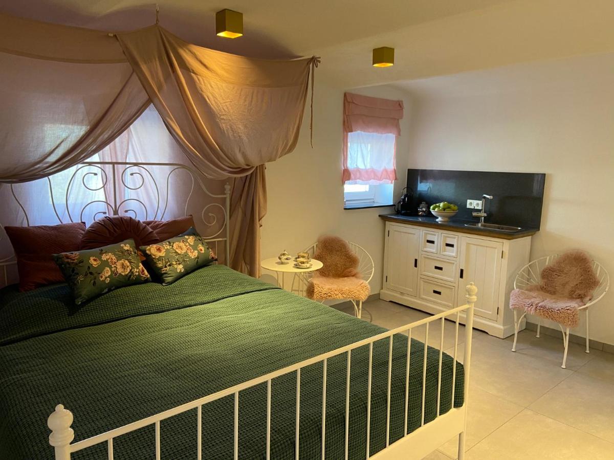 Luxus Ferienwohnung Mit Whirlpool Runkel Екстер'єр фото